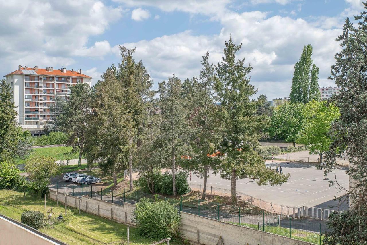 Le Raymond - Appartement Proche Du Centre Sportif, Des Rives De L'Allier Et Du Centre-Ville - Parking ヴィシー エクステリア 写真